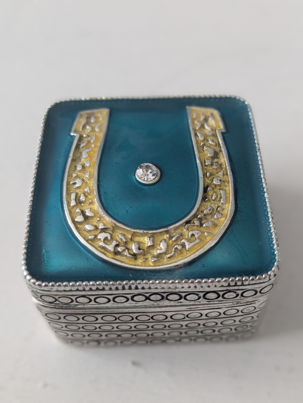 🍀 Lucky Brand Horseshoe Trinket Box – Teal Enamel & Silver Tone 🍀